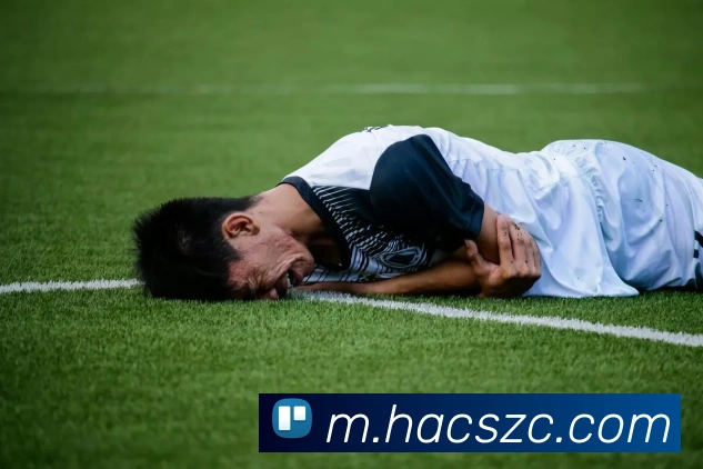 塞尔分析费尔明训练内容或为伪九号新赛季前锋位置前景引关注